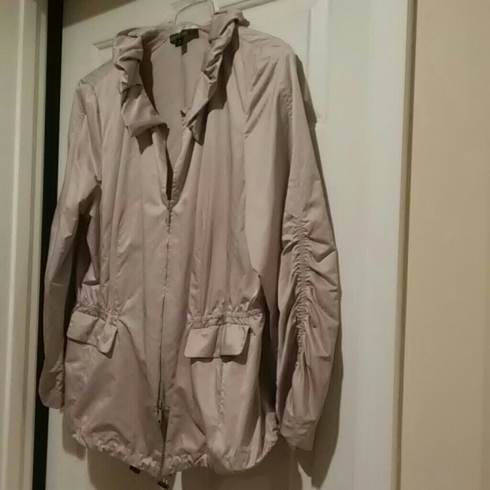 Jacket - Picture 2 of 3